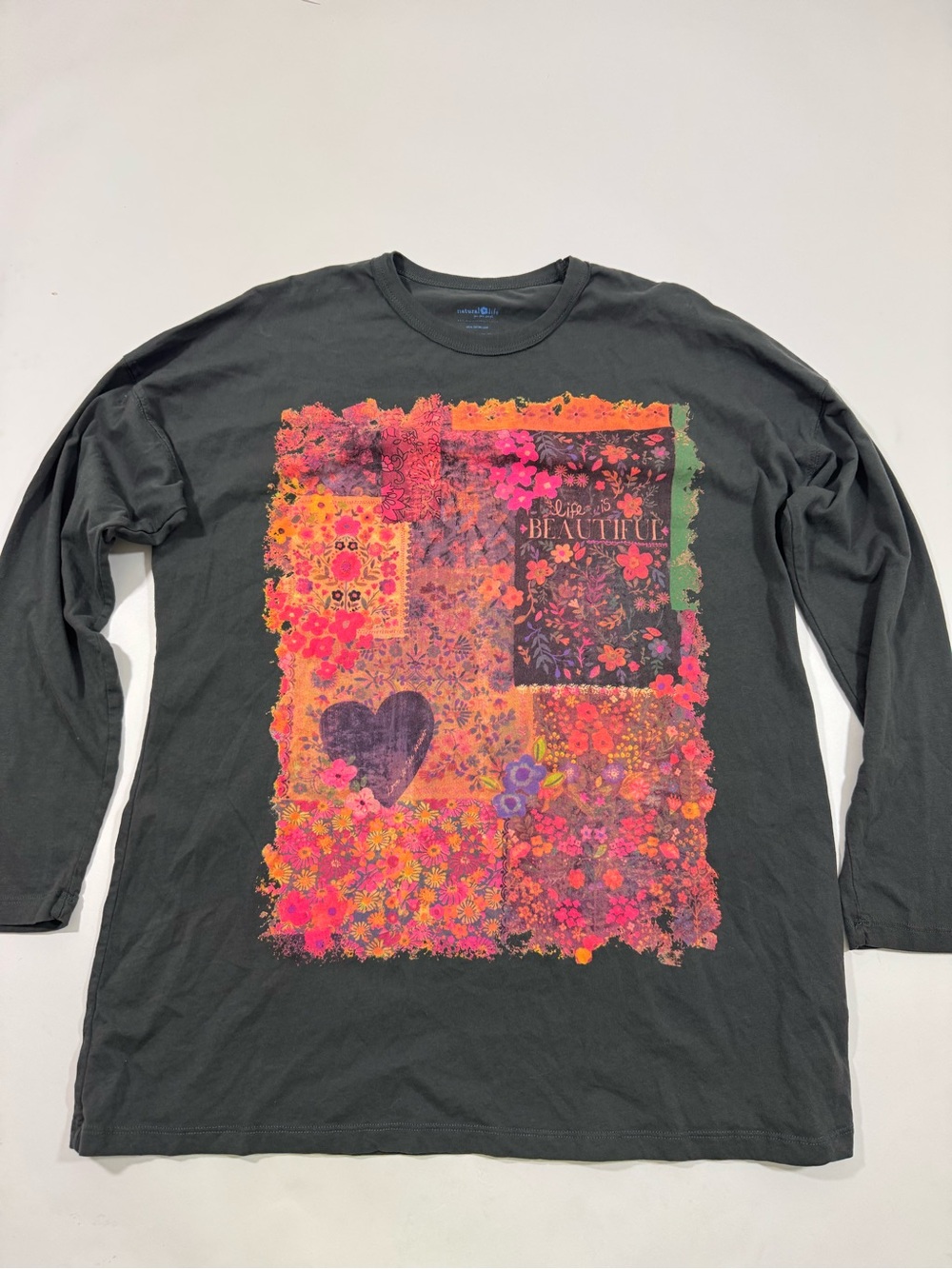 Natural Life Drop Sleeve Shirt Patchwork Graphic Life Is Beautiful